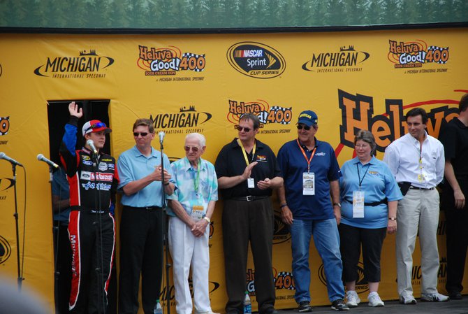 Heluva Good! Sour Cream Dips 400 NASCAR Sprint Cup Series
