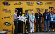 Heluva Good! Sour Cream Dips 400 NASCAR Sprint Cup Series at MIS 4