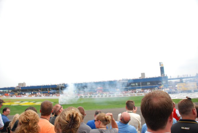 Heluva Good! Sour Cream Dips 400 NASCAR Sprint Cup Series