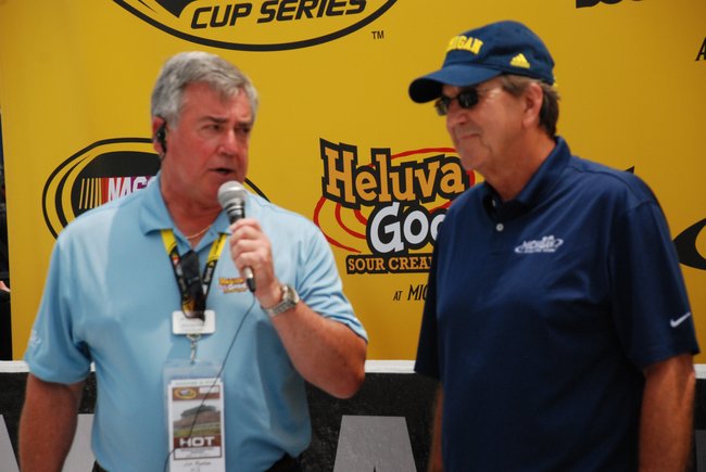Heluva Good! Sour Cream Dips 400 NASCAR Sprint Cup Series