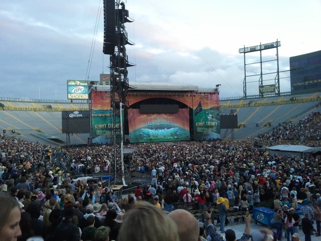 Kenny Chesney Goin' Coastal Tour