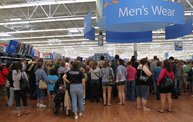 Luke Bryan at Wal-Mart 16