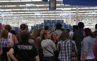Luke Bryan at Wal-Mart 15