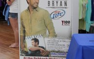 Luke Bryan at Wal-Mart 12