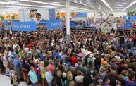 Luke Bryan at Wal-Mart 5