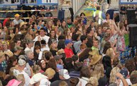 Luke Bryan at Wal-Mart 1