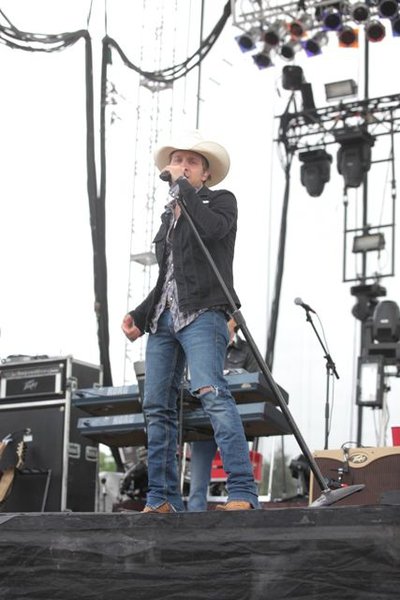 Gloriana, Justin Moore, Luke Bryan and Dierks Bentley