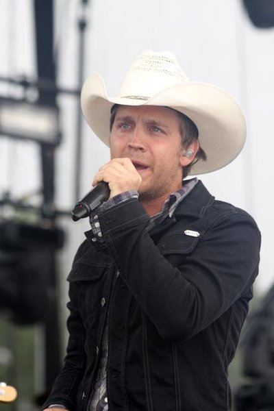 Justin Moore