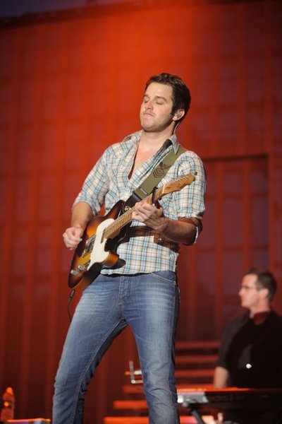 Diamond Rio, Easton Corbin and Rascal Flatts performed at Country USA.