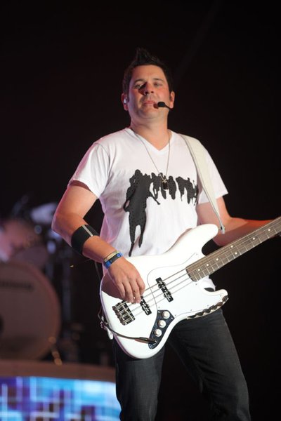 Diamond Rio, Easton Corbin and Rascal Flatts performed at Country USA.