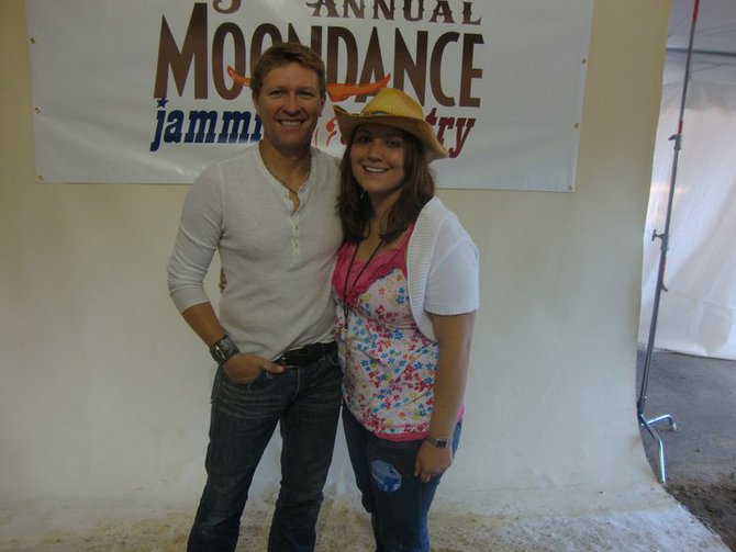 Moondance Jammin' Country 2011