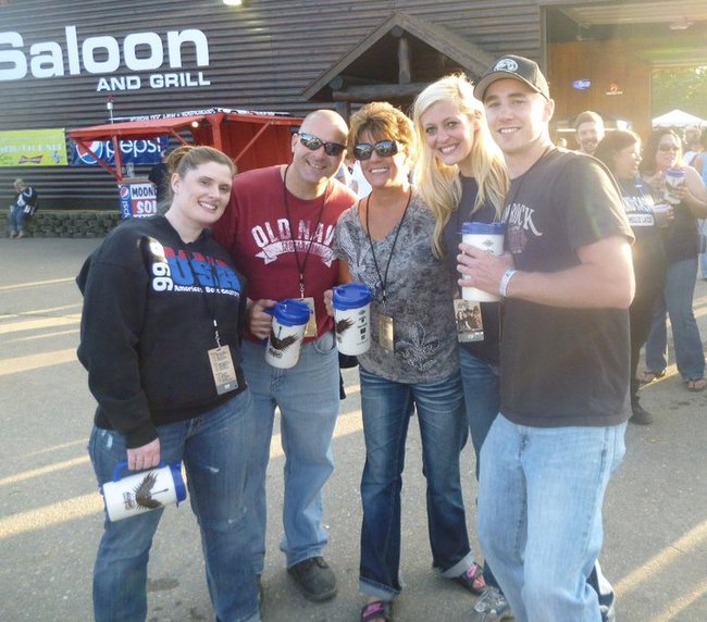 Moondance Jammin' Country 2011
