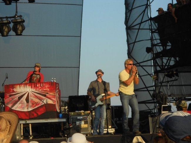 Moondance Jammin' Country 2011
