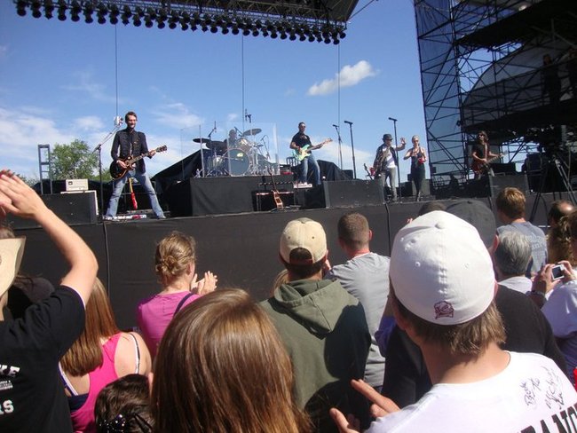 Moondance Jammin' Country 2011