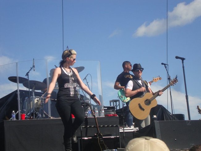 Moondance Jammin' Country 2011
