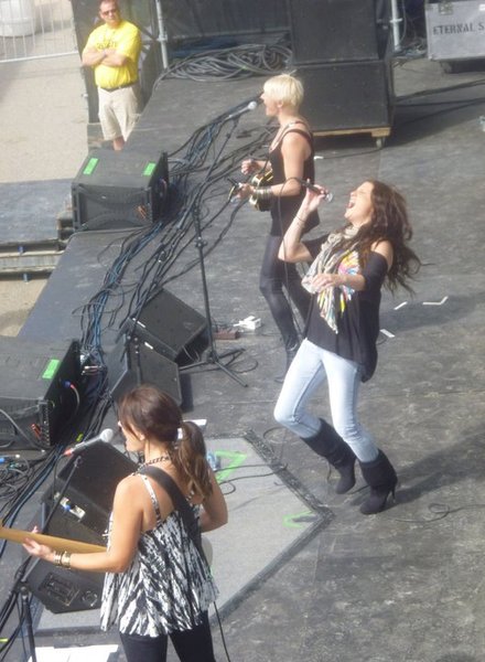 Moondance Jammin' Country 2011