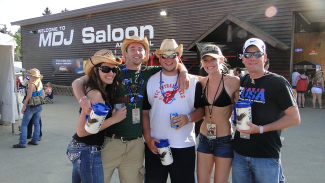 Moondance Jammin' Country 2011