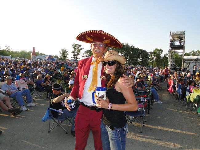 Moondance Jammin' Country 2011