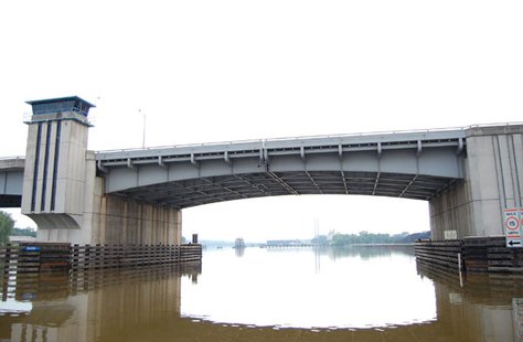 Donald Tilleman (Mason Street) Bridge in Green Bay, WI Donald Tilleman (Mason Street) Bridge in Green Bay, WI