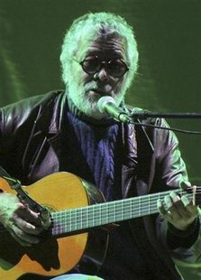 File photo of Argentine singer Facundo Cabral performing in a concert in Quetzaltenango File photo of Argentine singer Facundo Cabral performing in a concert in Quetzaltenango