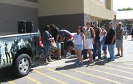 Q106 at Wal Mart, Jackson (7/15/11) 4