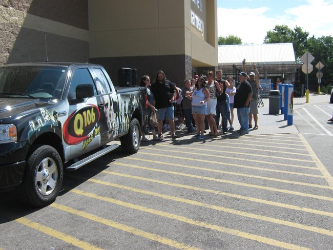 Q106 was on hand for the grand re-opening of the Jackson Wal Mart! Thanks for paying a visit, Rock On!