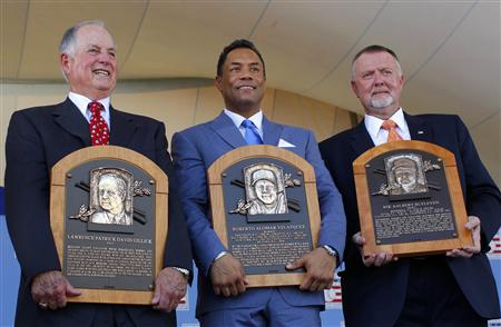 Former Major League Baseball stars Alomar and Blyleven and General Manager Gillick inducted into National Baseball Hall of Fame in Coopersto Former Major League Baseball stars Alomar and Blyleven and General Manager Gillick inducted into National Baseball Hall of Fame in Coopersto