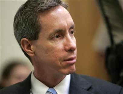 Warren Jeffs looks toward the jury in his trial in St. George Utah