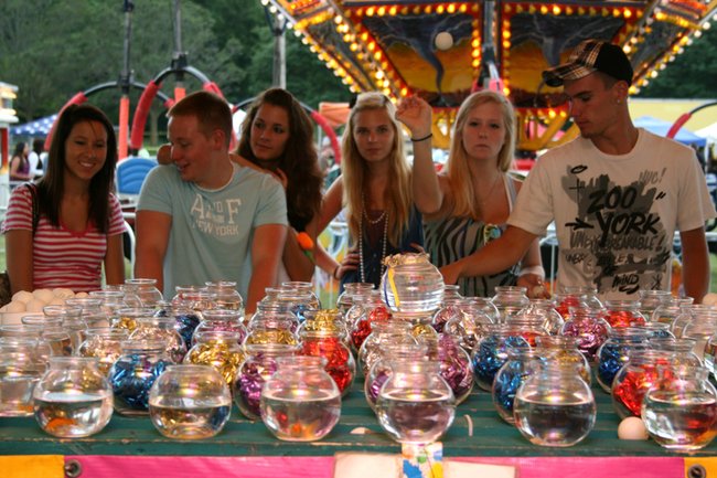 It’s a celebration of sausage, and Brat Days 2011 did NOT disappoint. From the 4 stages of entertainment, to the midway games, rides, and family area, to the brat eating competition and the headlining Spin Doctors on the main stage! Not to mention the amazing brats and brat filled food! We can’t wait for Brat Days 2012 with the Sheboygan Jaycees, Johnsonville, and Sheboygan’s Point!