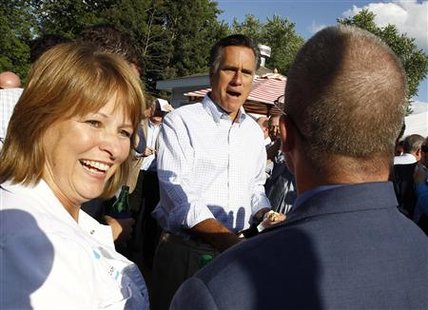U.S. Republican presidential candidate and former Massachusetts Governor Mitt Romney speaks to supporters in Des Moines U.S. Republican presidential candidate and former Massachusetts Governor Mitt Romney speaks to supporters in Des Moines
