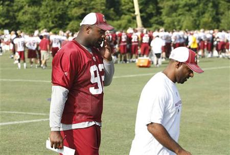 Washington Redskins defensive lineman Albert Haynesworth walks off the field during their third day of NFL football training camp in Virgini Washington Redskins defensive lineman Albert Haynesworth walks off the field during their third day of NFL football training camp in Virgini