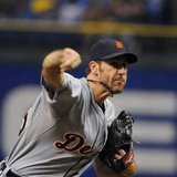 Detroit Tigers pitcher Justin Verlander delivers to the Tampa Bay Rays during the second inning of their MLB baseball game in St. Petersburg, Florida August, 22 2011. REUTERS