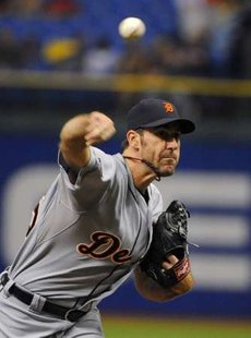 Detroit Tigers pitcher Justin Verlander delivers to the Tampa Bay Rays during the second inning of their MLB baseball game in St. Petersburg, Florida August, 22 2011. REUTERS Detroit Tigers pitcher Justin Verlander delivers to the Tampa Bay Rays during the second inning of their MLB baseball game in St. Petersburg, Florida August, 22 2011. REUTERS