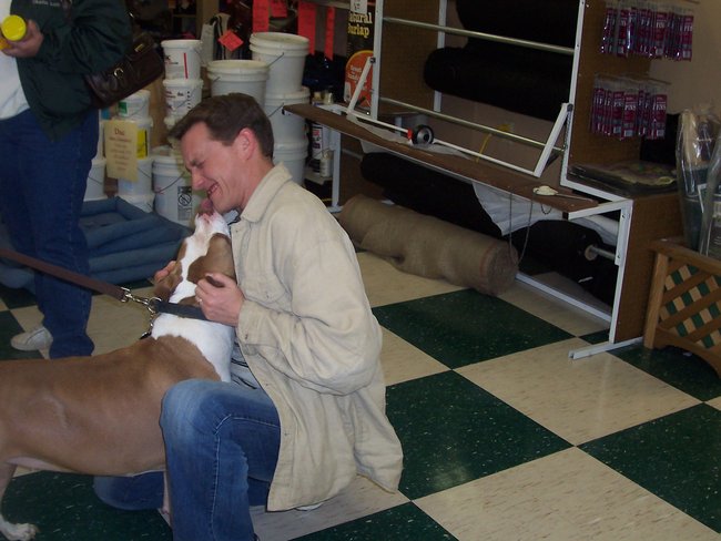 Lee Peek with a furry friend at Caged for Critters part 2 at Marathon Town and Country 2007