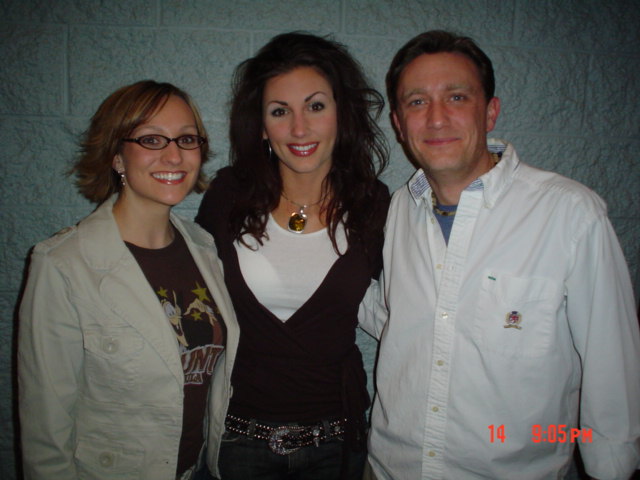 Lee Peek and Nikki Montgomery with Danielle Peck at Hereford and Hops 2008