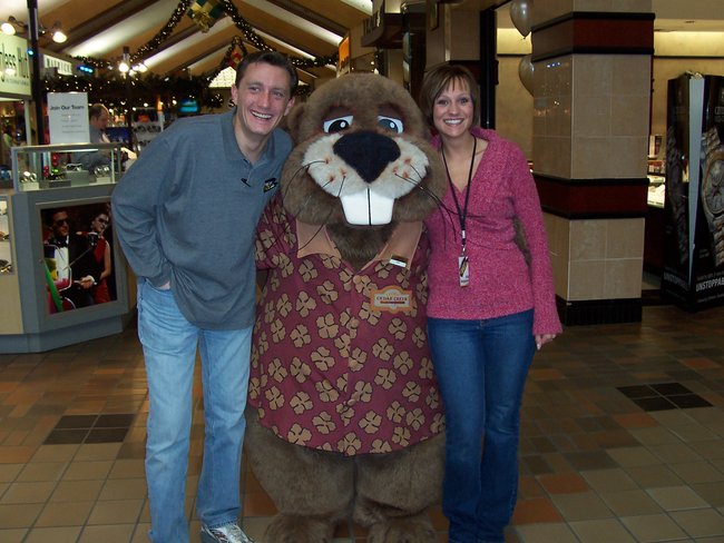 Lee Peek and Nikki Montgomery with a Giant Beaver 2008