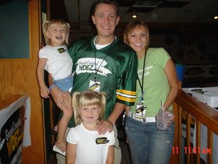 Lee Peek and Nikki Montgomery with Vanessa's girls 2005