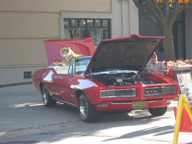 Q106 & McDonald's rocked on at the Cruise In Car Show in Jackson on 8-26-11. Thanks for stopping by!