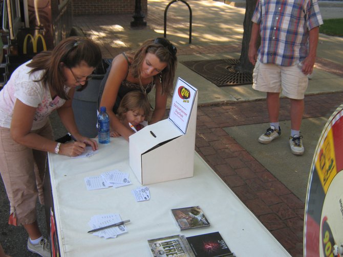 Q106 & McDonald's rocked on at the Cruise In Car Show in Jackson on 8-26-11. Thanks for stopping by!