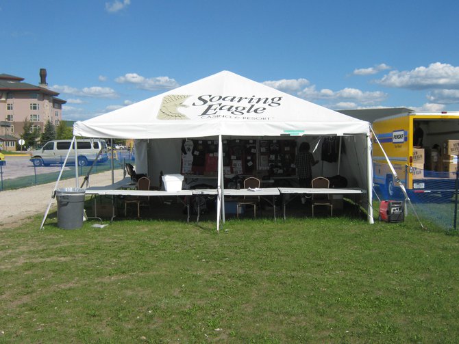 Q106 was on hand before the Whitesnake and Tesla gig! Rock On!