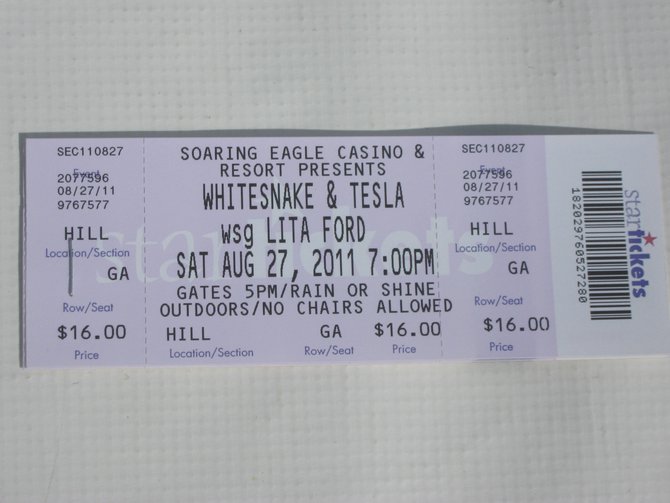 Q106 was on hand before the Whitesnake and Tesla gig! Rock On!