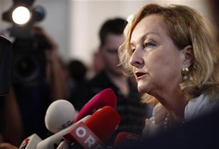 Austrian Finance Minister Fekter briefs the media as she arrives for the weekly cabinet meeting in Vienna Austrian Finance Minister Fekter briefs the media as she arrives for the weekly cabinet meeting in Vienna