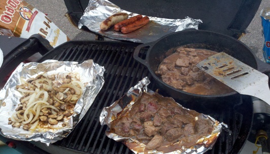 The WSAU Grillin With The King tailgate party for 09/02/2011