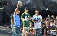 Average Joe Hosting the NFL Kickoff Concert 28
