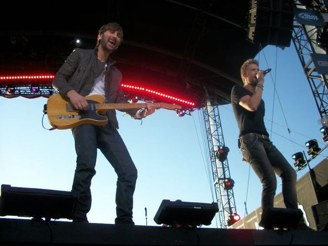 Featuring Lady Antebellum, Kid Rock and Maroon 5!