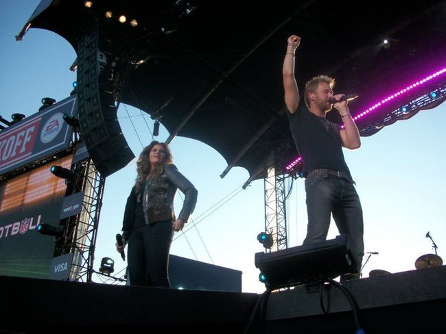 Featuring Lady Antebellum, Kid Rock and Maroon 5!