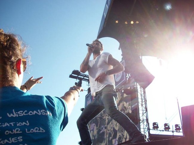 Featuring Lady Antebellum, Kid Rock and Maroon 5!