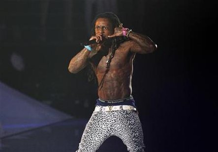 Lil Wayne performs at the 2011 MTV Video Music Awards in Los Angeles Lil Wayne performs at the 2011 MTV Video Music Awards in Los Angeles