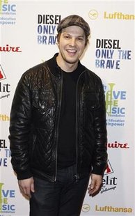 Gavin DeGraw arrives for an Esquire and VH1 Save The Music Foundation benefit in New York Gavin DeGraw arrives for an Esquire and VH1 Save The Music Foundation benefit in New York