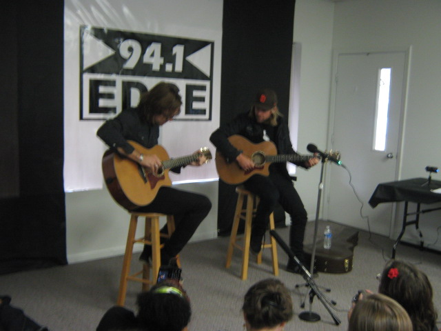 Switchfoot Performs at 'Edge Live'